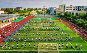 《光与影：33号远征队》摄影美图赏：美腿玉足太诱人！