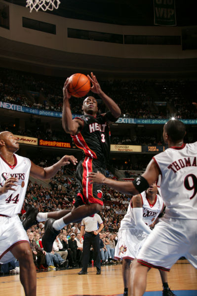 拥挤的后场 拥挤的后场