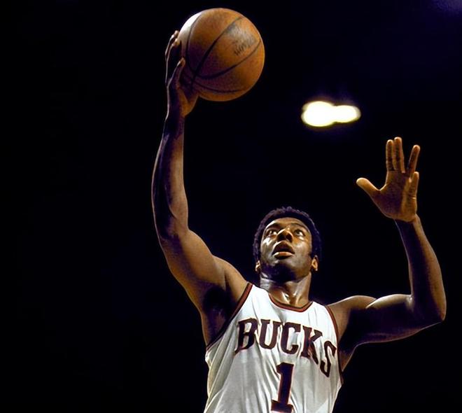 礴的竞技对 礴的竞技对