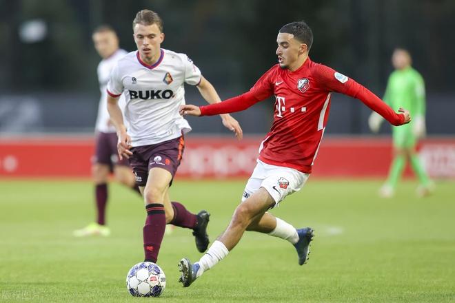 让他成为比 让他成为比